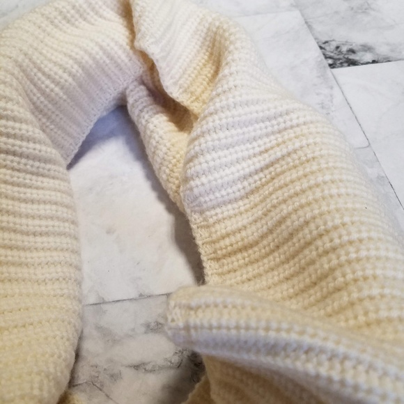 Cream Off White Rib Knit Winter Infinity Scarf - Picture 5 of 7